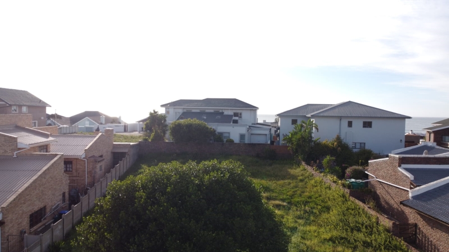 0 Bedroom Property for Sale in Wavecrest Eastern Cape